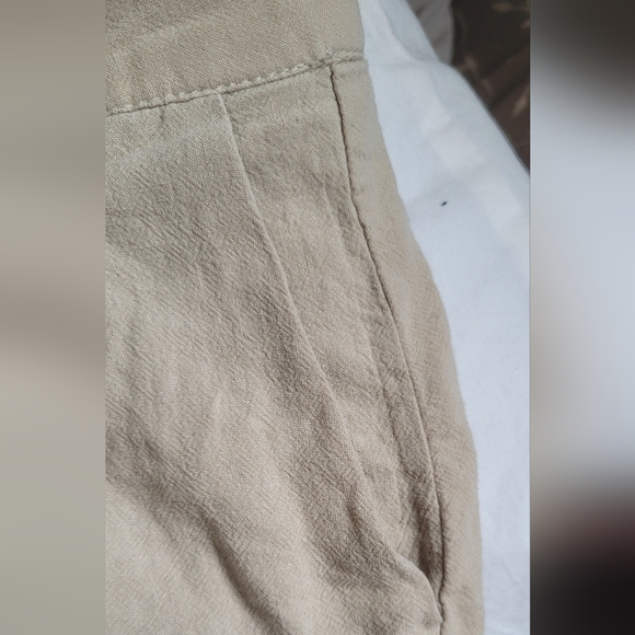 Twik Women's Tan Shorts - Picture 4 of 6